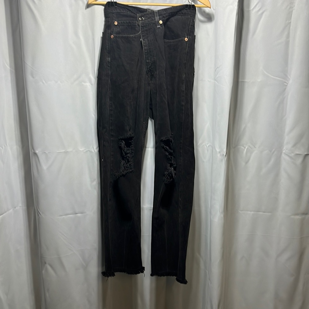 Iamkoko reworked Levi’s black size 26 crop straight leg raw hem knee rips